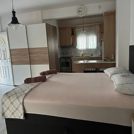 Holiday home Summer House Dabovi Kariani