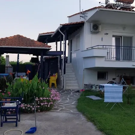Holiday home Summer House Dabovi Kariani